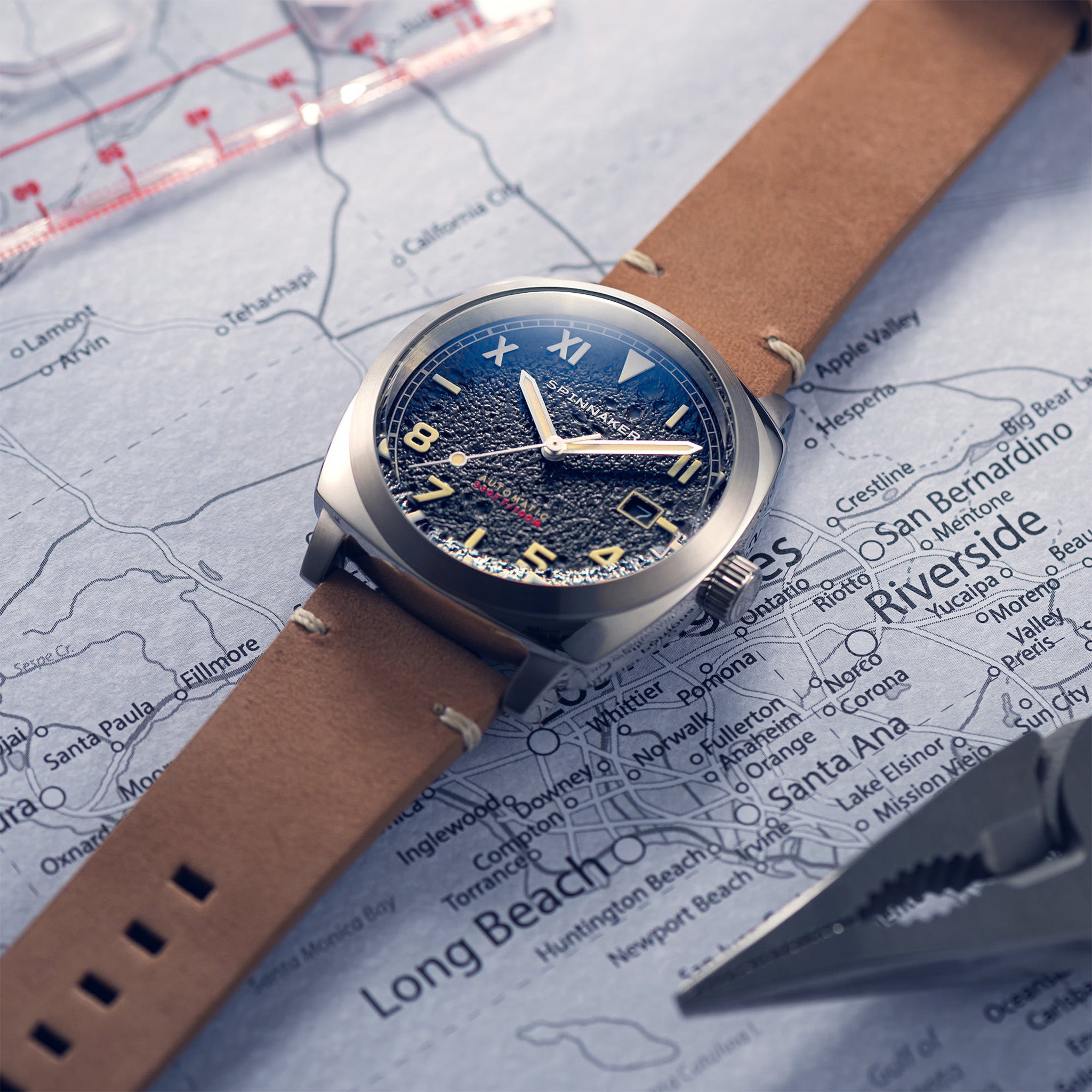 Hull California Automatic | 42 mm | Granite Black