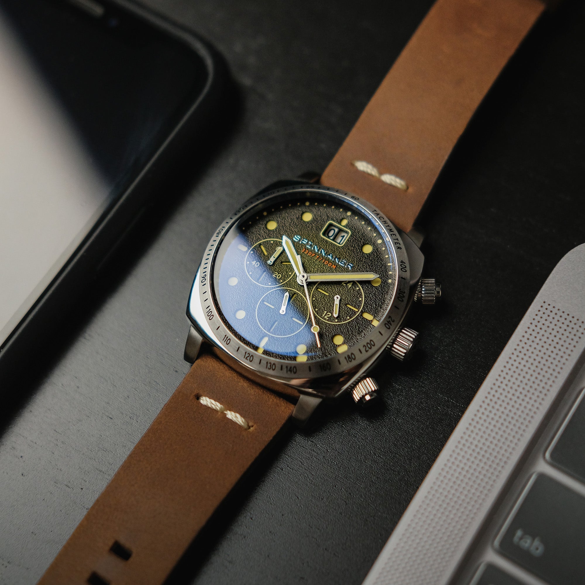 Hull Chronograph | 42 mm | Pine Green