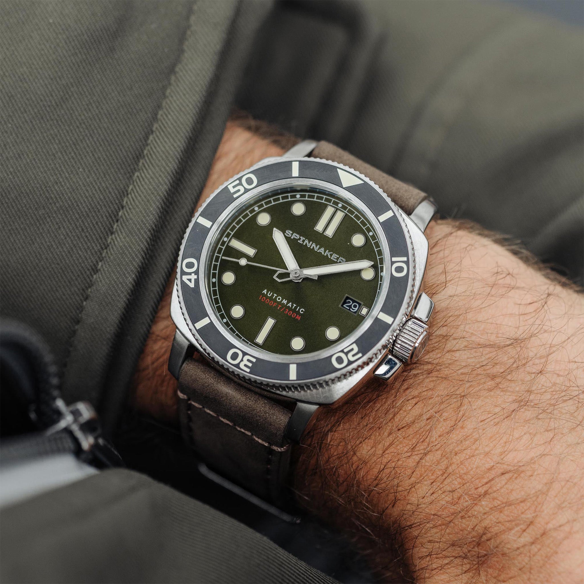 Hull Diver Automatic | 42 mm | Alligator Green