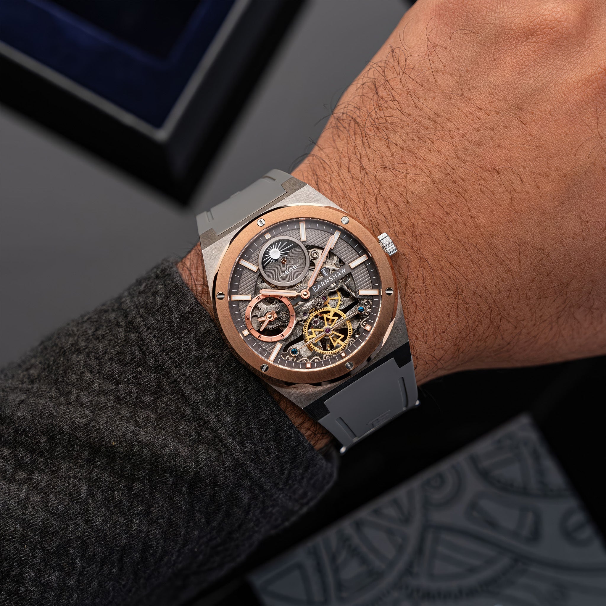 Drake Dual Time Automatic | 42.5 mm | Copper Grey