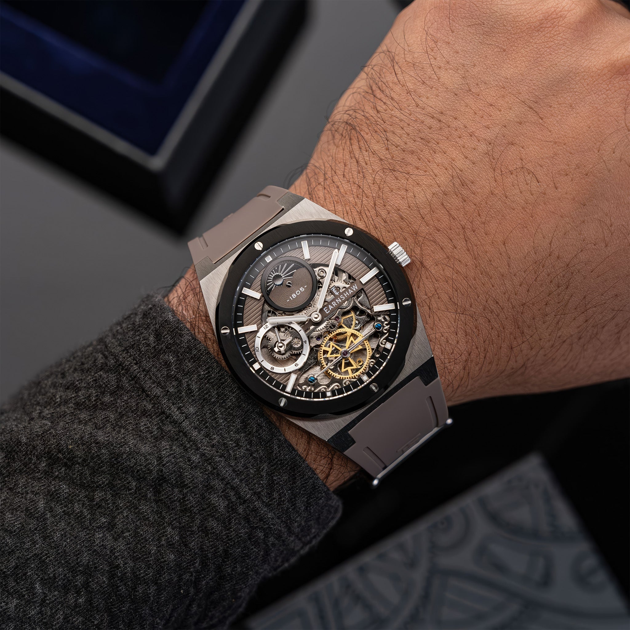 Drake Dual Time Automatic | 42.5 mm | Khaki Steel