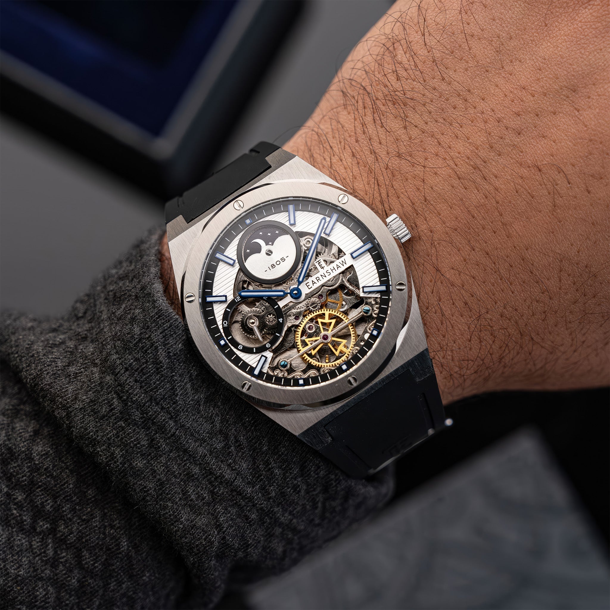 Drake Dual Time Automatic | 42.5 mm | Steel Silver