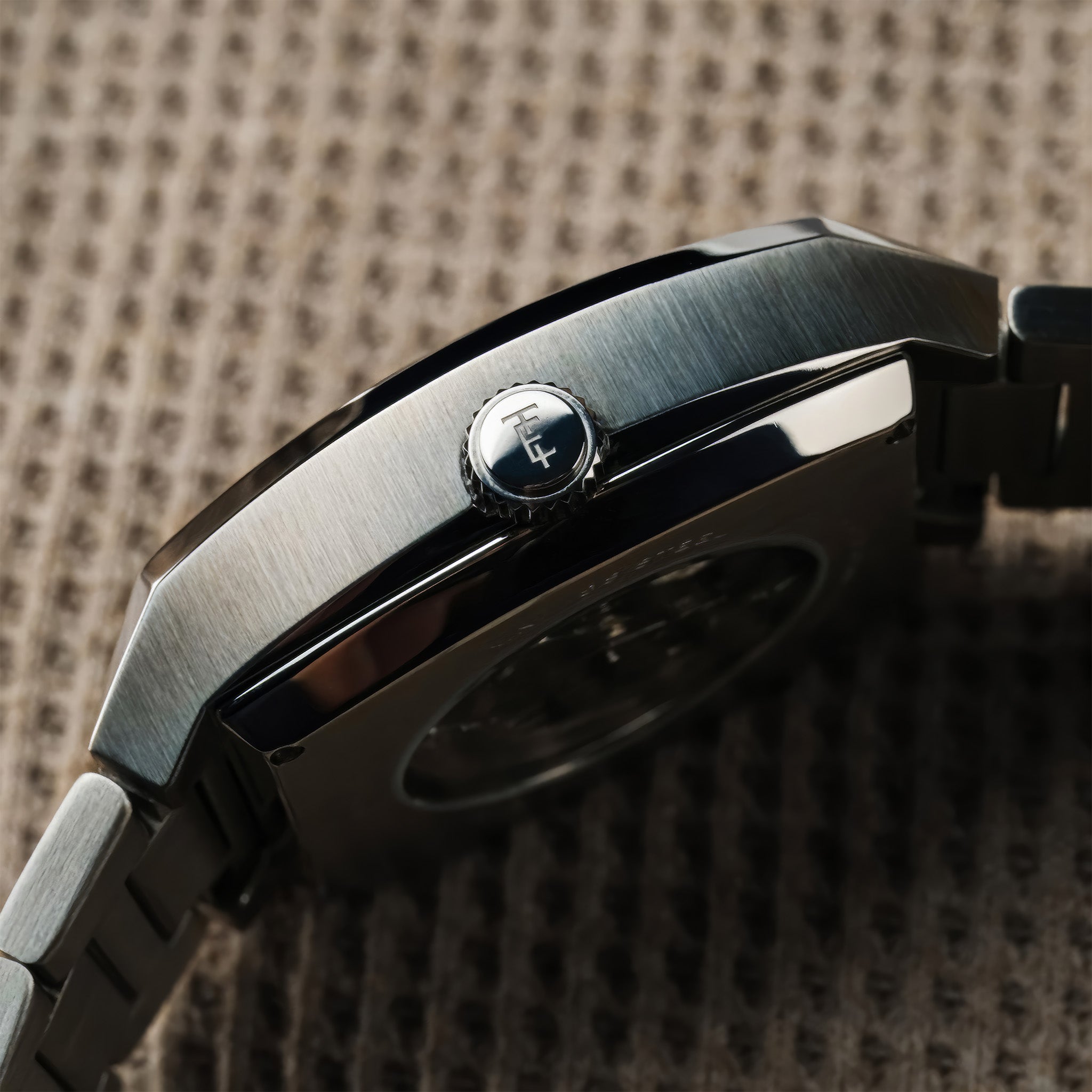 Heritage Wellington Skeleton Automatic | Merlot