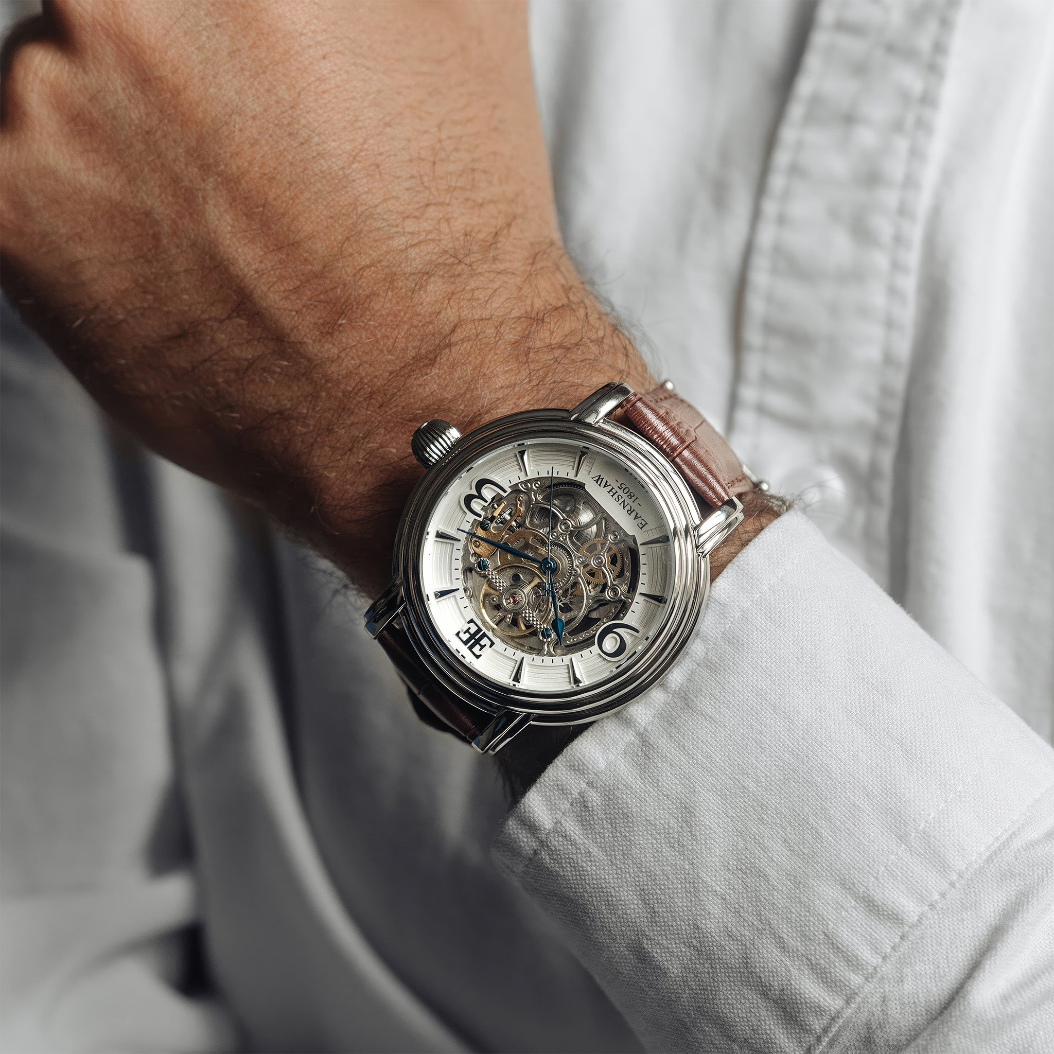 Longcase Grande Skeleton Automatic | 48 mm | Cloud White